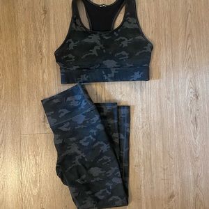 Fabletics Cropped Leggings and Sports Bra Set